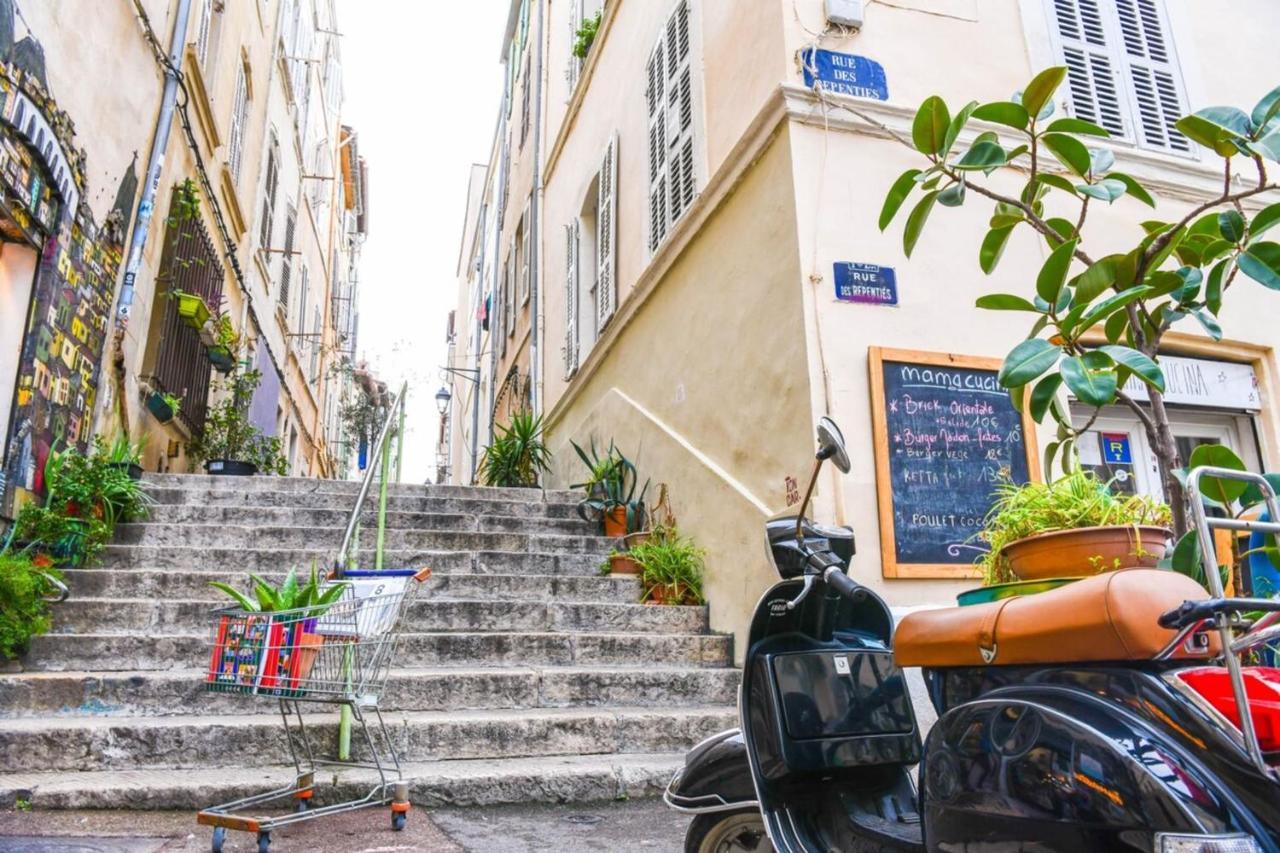 Апартаменты Le Duplex - Terrasse Au Coeur De Marseille Panier Экстерьер фото